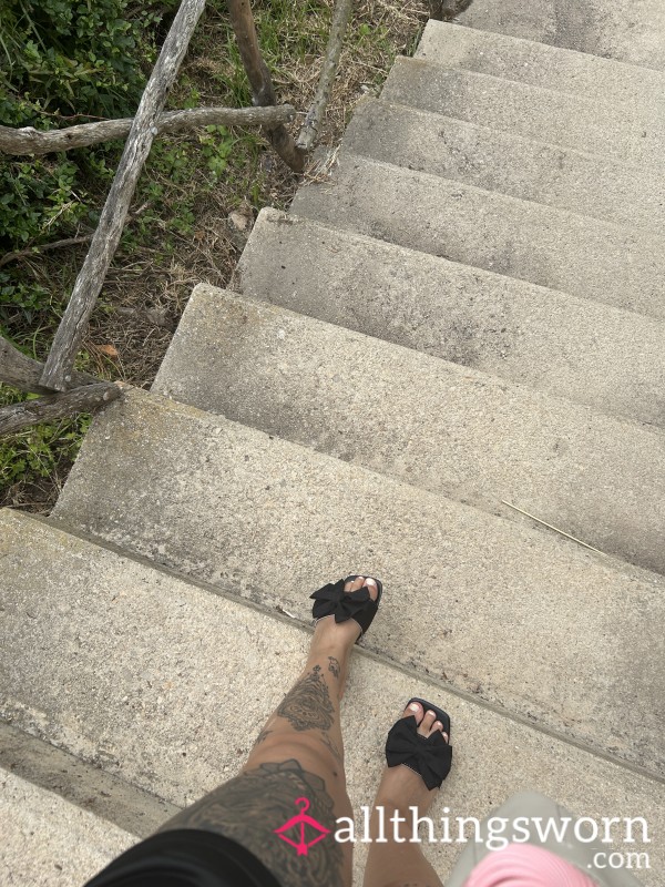 Custom Feet Pics 😉