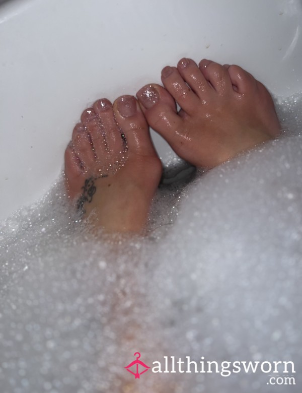 Custom Feet Pics