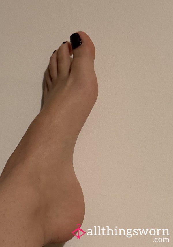 Custom Feet Pics
