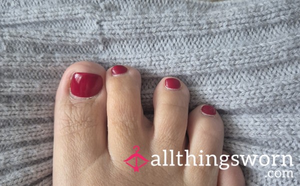 Custom Feet Pics