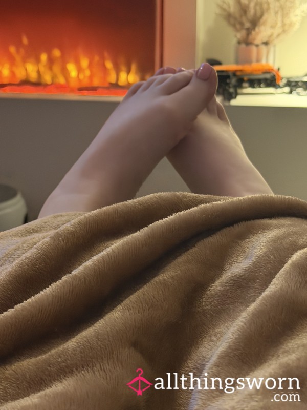 Custom Feet Pics