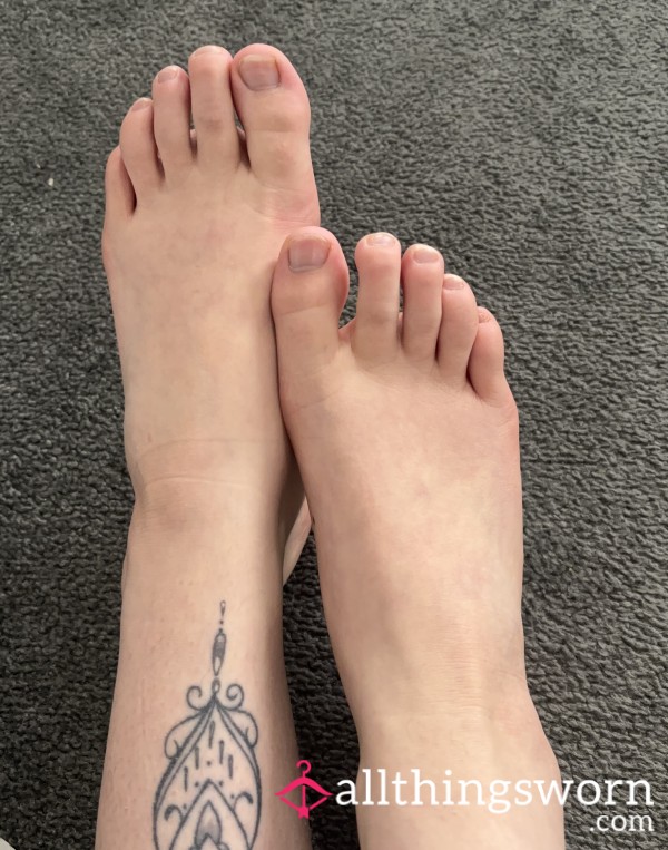 Custom Feet Requests