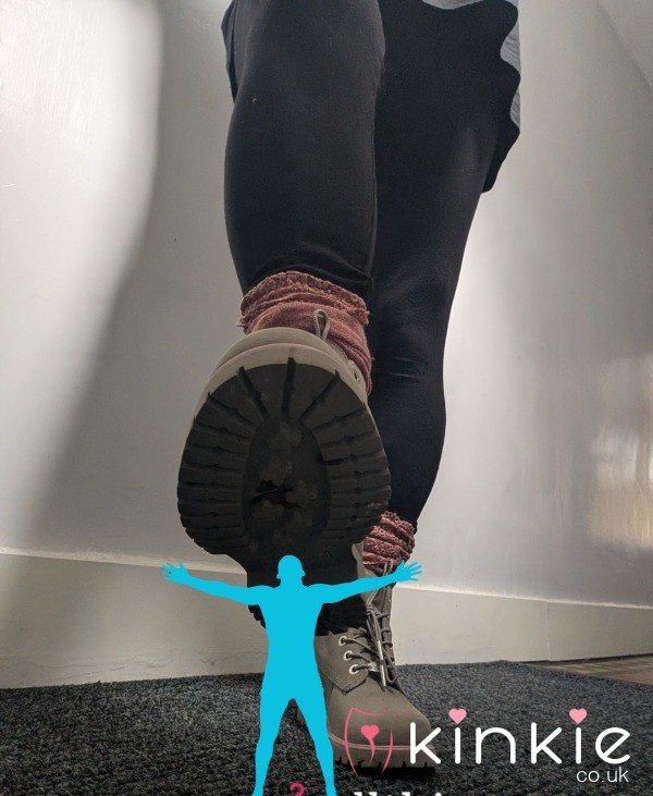 Custom Foot Crushing Videos