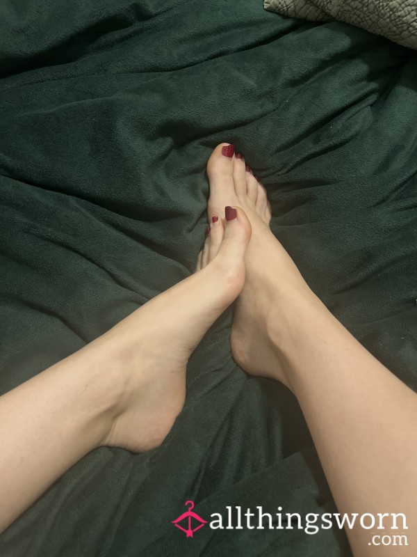 Custom Foot Pics