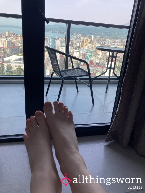 💋💦Custom Set Of 5 Foot Photos - Your Idea, My Touch💋