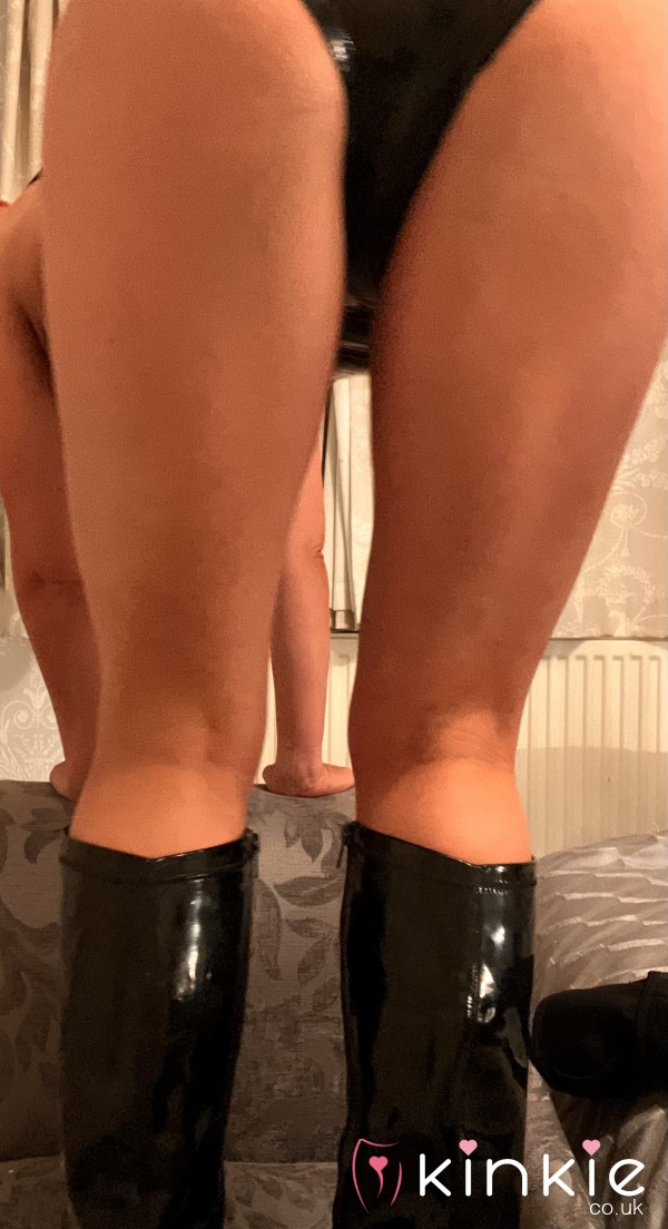 Custom Vids