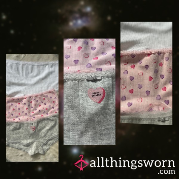 Custom Wear Boy Shorts With That Feminine Touch 🌸 24hrs Wear Proof Included 💋💋💋 Add Ons Available. Own A Piece Of Me 😏 You Know You Want To 😈