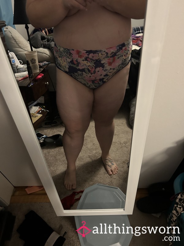 Custom Wear Requests Taken ~ Size 18/20!