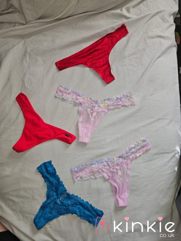 Customise Your Thong 🍓