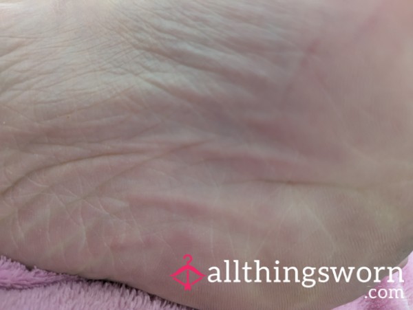 Customized Foot Picture, Dirty Or Clean Or Wet And Moisturised