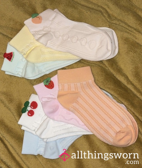 Cute A**ortment Of Ankle Length Socks