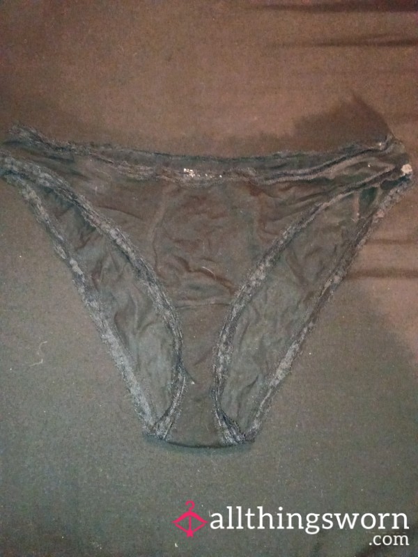 Cute Black Panties With Lace Trim