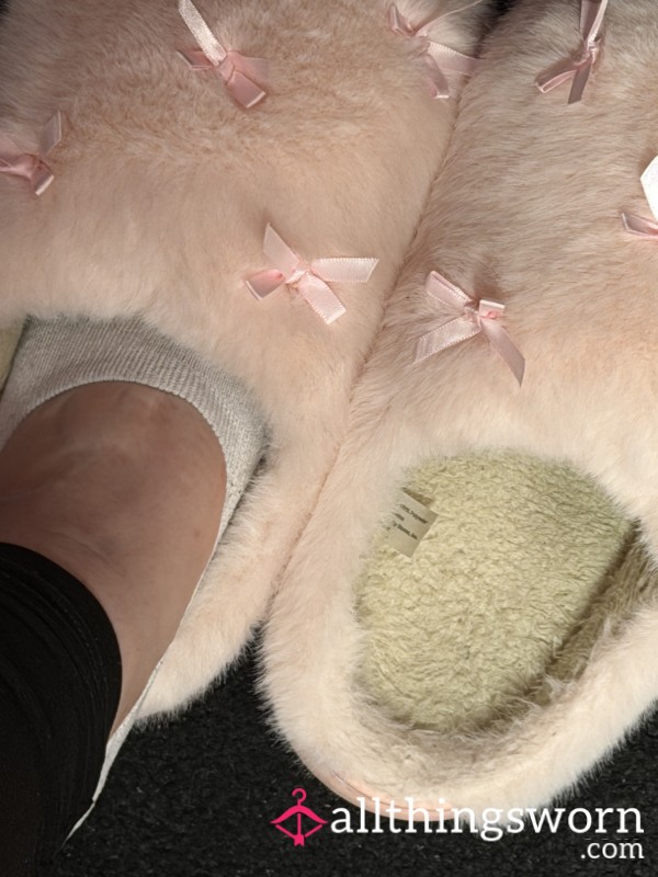 Cute Bow Slippers
