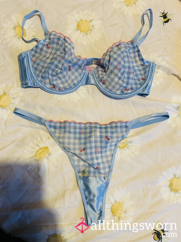 Cute Bra & Thong Set 🍒