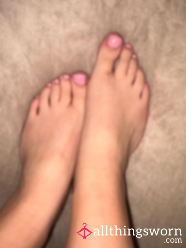 Cute Feet, Pink Glossy