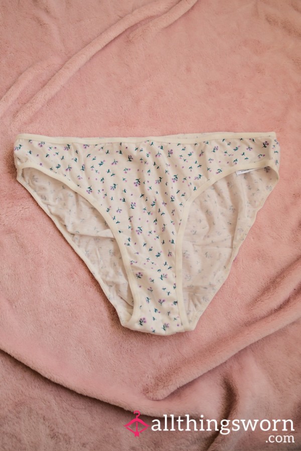 Cute Flor*l Panties - 48hr Wear 🌸