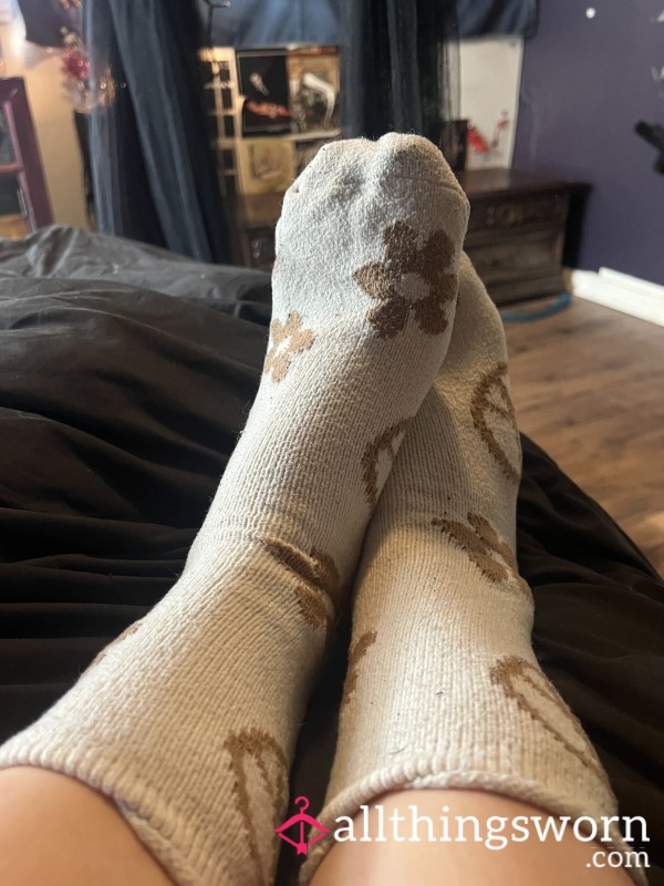 Cute Flower/peace Sign Socks