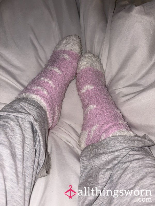 Sweaty Fluffy Socks✨