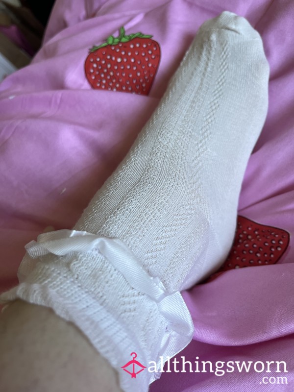 Cute Frilly Ankle Socks