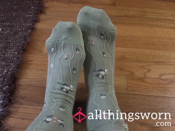 Cute Green Flor*l Socks 🌿🍃🪴