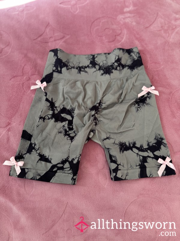 Cute Gym Shorts USED 🎀