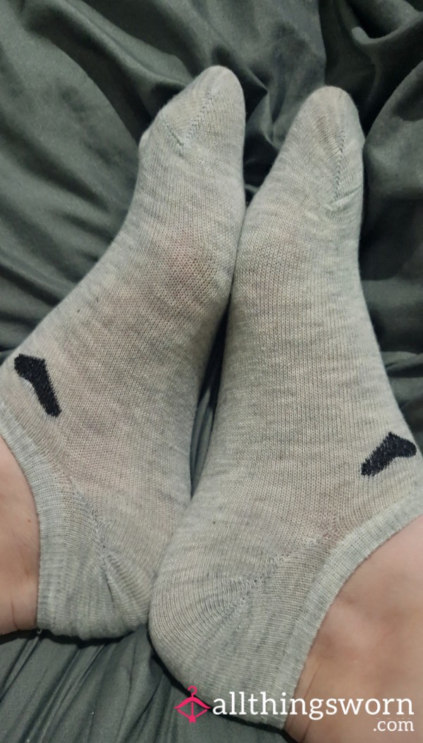 Cute Heart Ankle Socks - Grey White Black