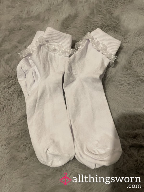 Cute 🥰 Frilly White