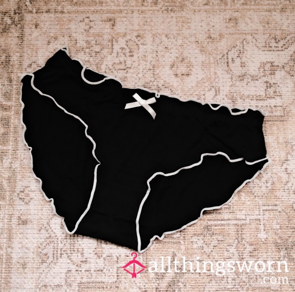 Cute Frilly Panties, 48hr Wear 🖤