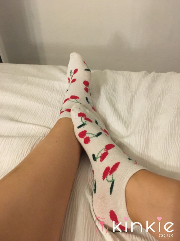 CUTE PETITE CHERRY SOCKS🍒💋