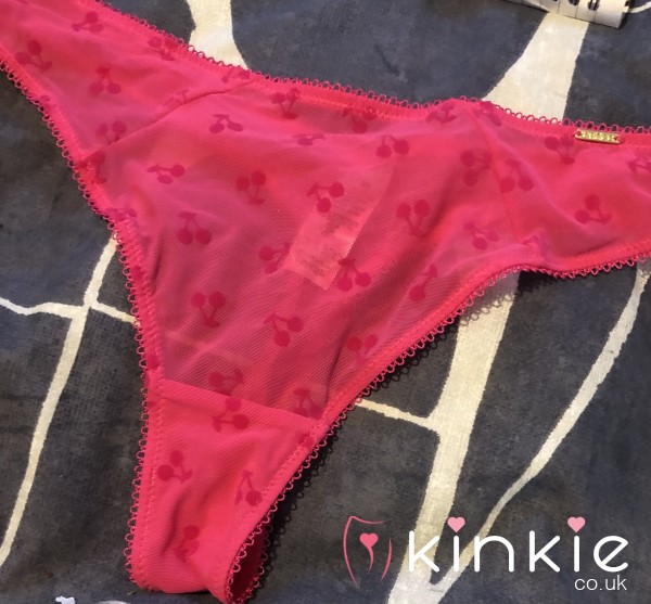 💖Cute Pink Frilly Thong💖