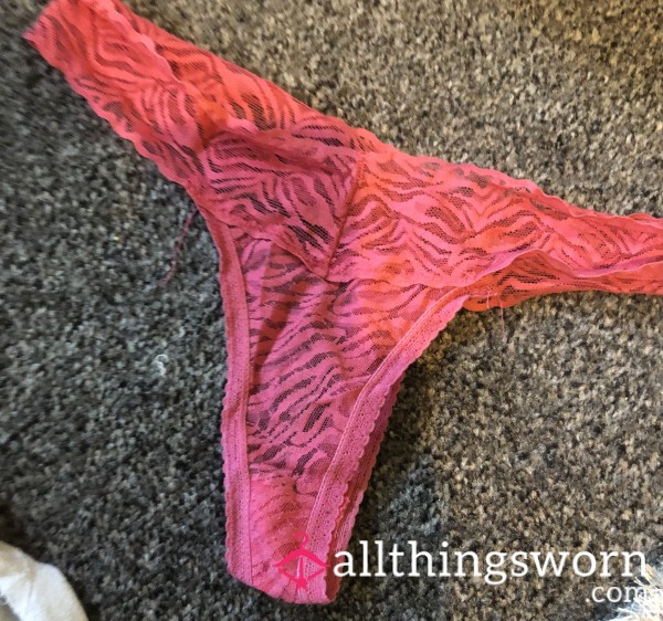 🥵Cute Pink Thong🥵