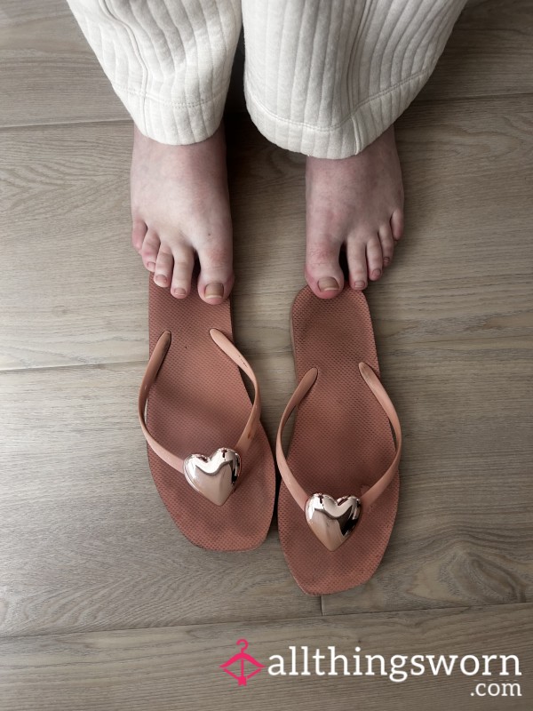 Cute, Really Dirty Used Flip Flops<3