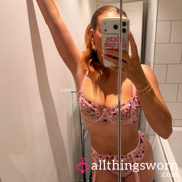 Cute S**y Set