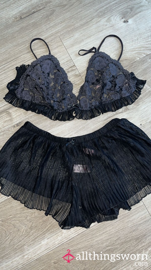 🖤Cute Sheer And Lace Lingerie/PJ Set🖤