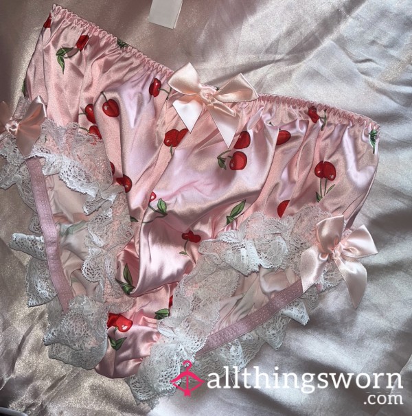 🎀👧🏼Cute Silky Cherry Panties Ddlg