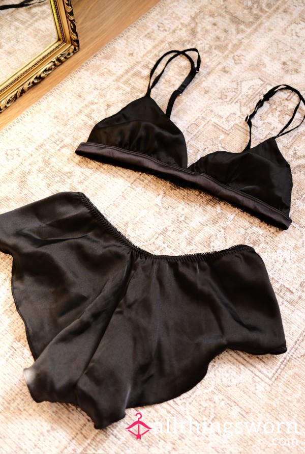 Cute Silky Set, 48hr Wear!🖤