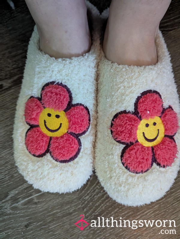 Cute Size 7-8 Slippers