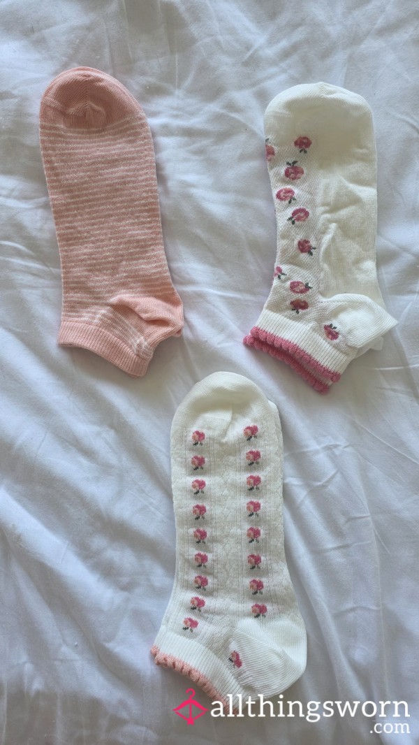💦 Cute & Super Sweaty Pungent Ankle Socks – Fresh From My Workout! 💦