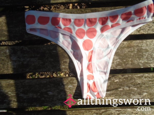 SPECIAL OFFER - £10.00💕Cute Thongs💕