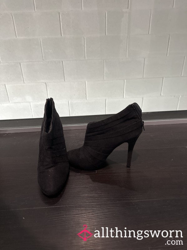 Cute Well Worn Black Heels