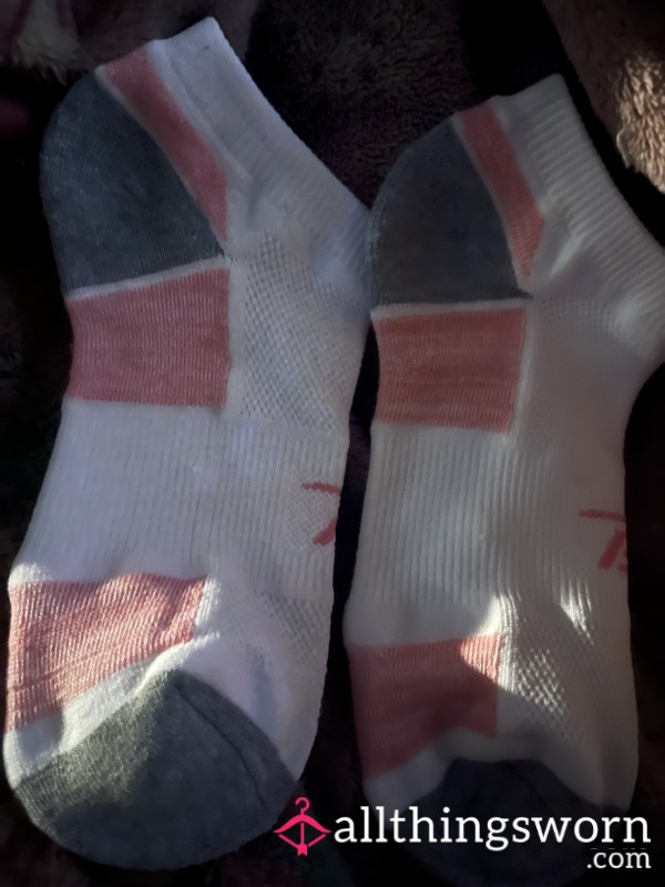 Cute White & Pink Ankle Socks