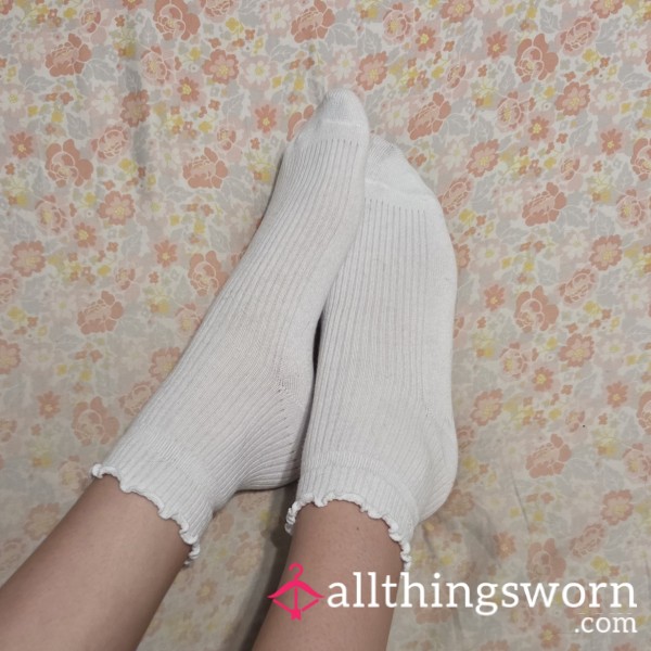 Cute White Ruffle Socks