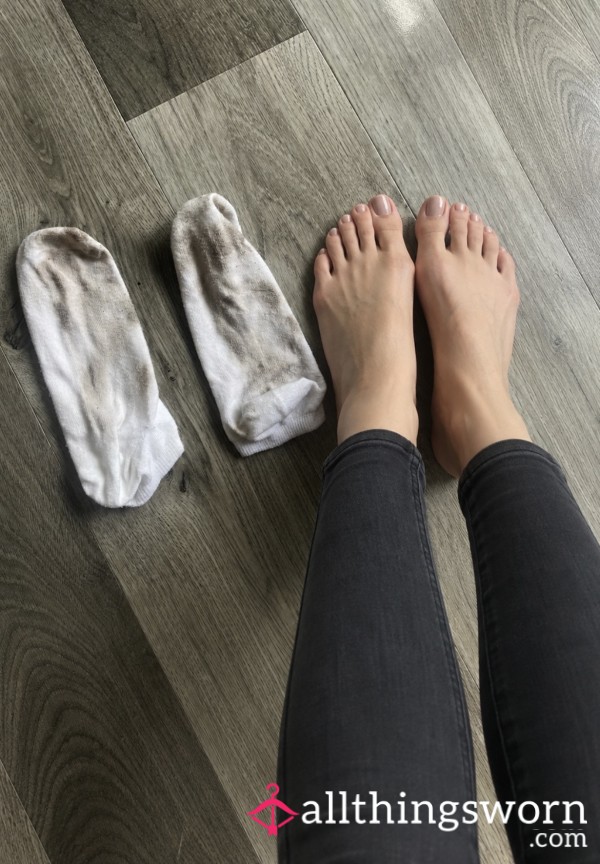 Cute White Worn Socks I Wore In The Gym