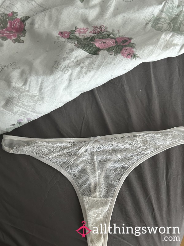 Cutesy White Lace Panties🤍🎀