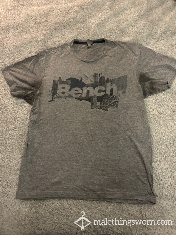 🐽😛 Daddy’s Old, XL Well Worn Bench T-shirt Alpha Stink