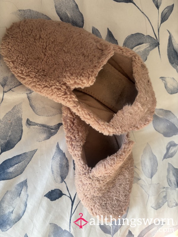 Daily Worn Slippers
