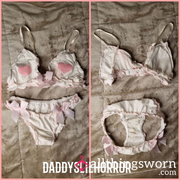 Damaged Too Small Heart Lingerie Set