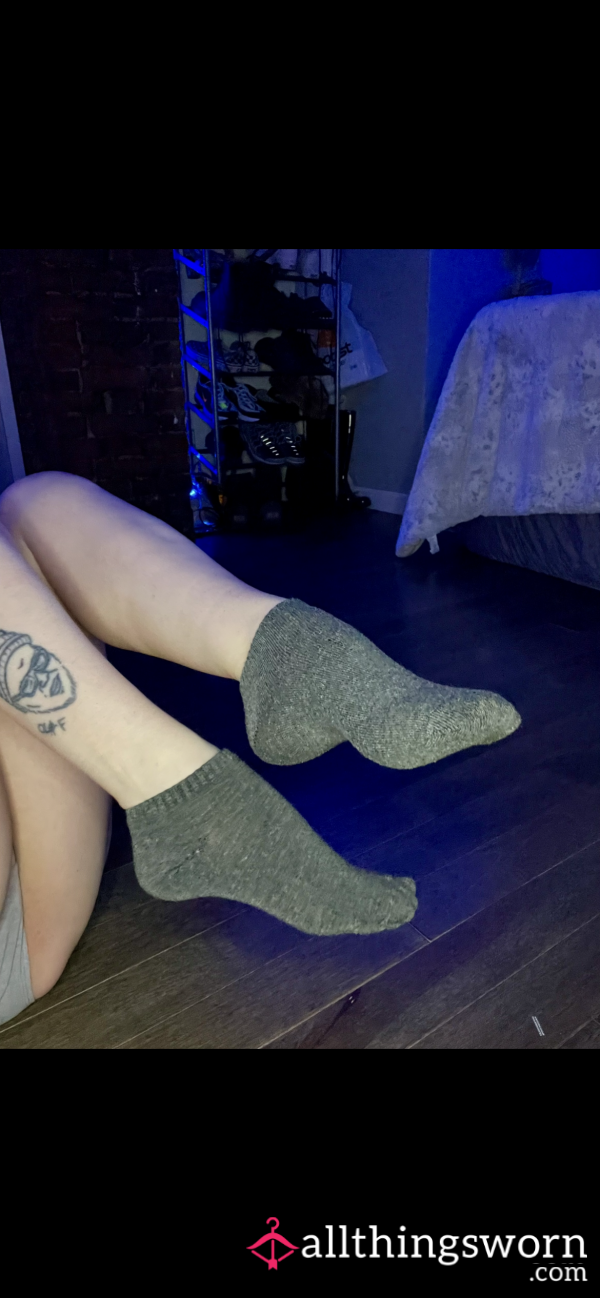 Dark Gray Thin Ankle Socks