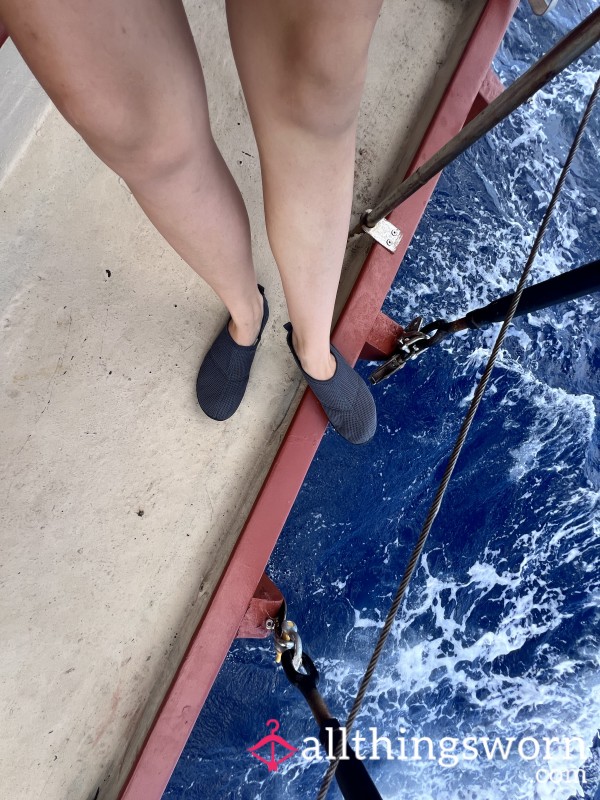 Dark Grey Water Shoes - A Sailor's Best Companion 🔱 💙