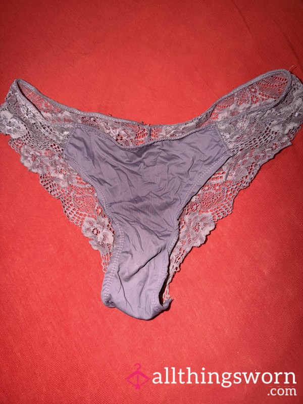 💜 Dark Purple Lacy Panties 💜